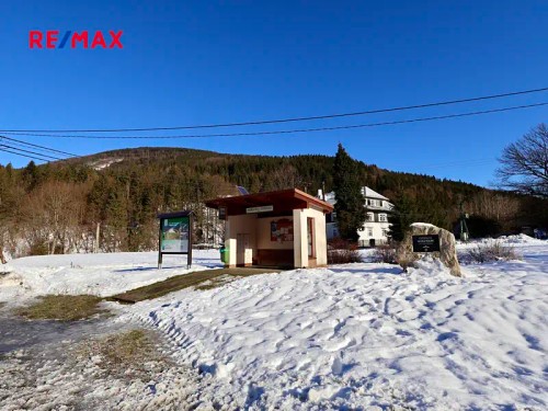 Prodej stavebního pozemku 7880 m²