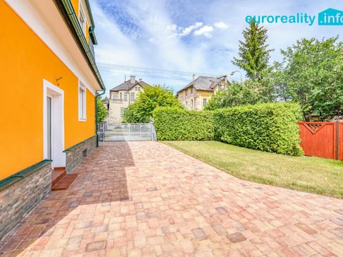 Prodej domu 420 m², pozemek 633 m²