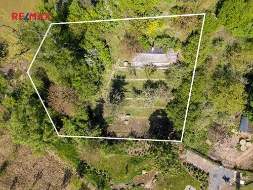 Prodej stavebního pozemku 1537 m²