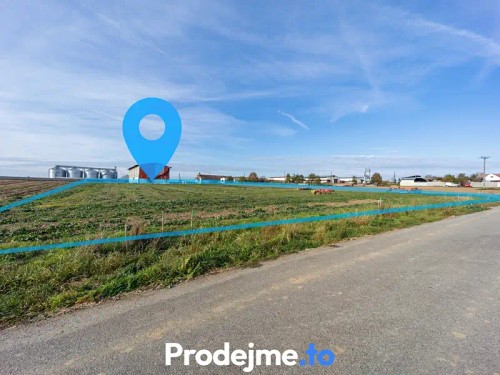 Prodej stavebního pozemku 10800 m²