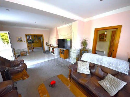 Prodej domu 247 m², pozemek 1230 m²