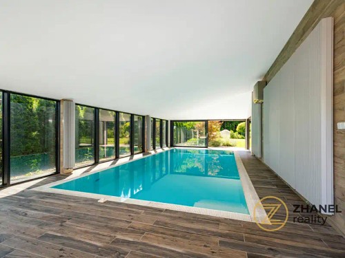 Prodej domu 351 m², pozemek 1603 m²
