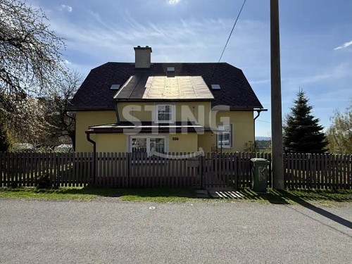 Prodej domu 200 m², pozemek 759 m²