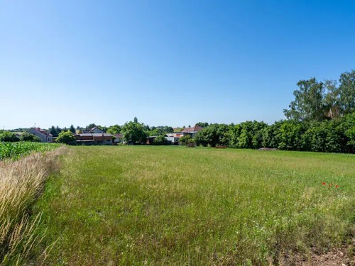 Prodej stavebního pozemku 1500 m²