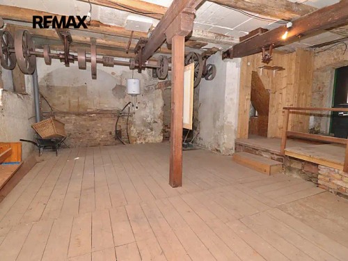Prodej domu 415 m², pozemek 5925 m²