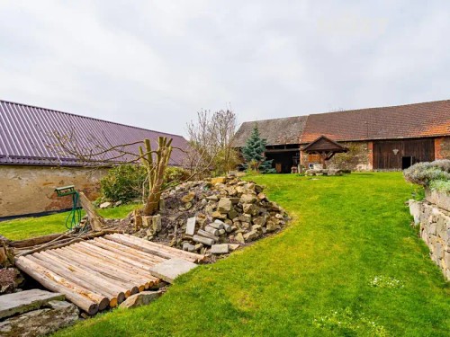 Prodej domu 560 m², pozemek 3596 m²