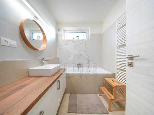 Prodej domu 168 m², pozemek 472 m²