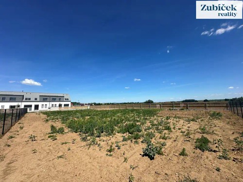 Prodej stavebního pozemku 1088 m²