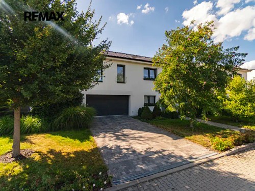 Prodej domu 233 m², pozemek 1279 m²