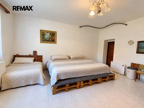 Prodej domu 235 m², pozemek 496 m²