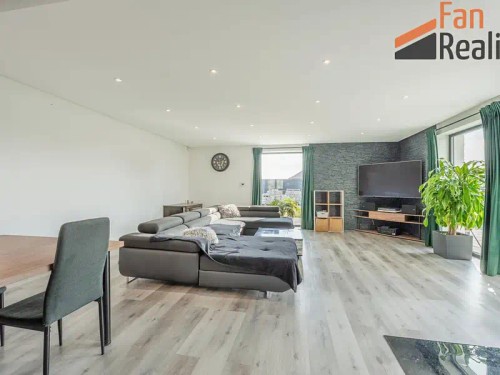 Prodej domu 210 m², pozemek 3132 m²