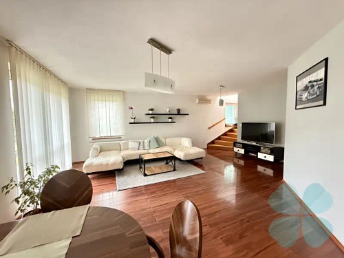 Prodej domu 210 m², pozemek 1105 m²