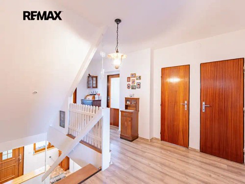 Prodej domu 248 m², pozemek 724 m²