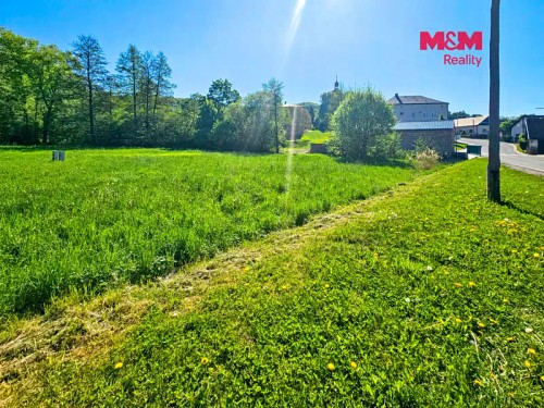 Prodej stavebního pozemku 1018 m²