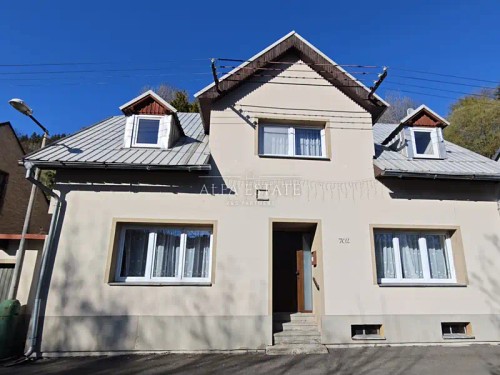 Prodej domu 200 m², pozemek 40 m²