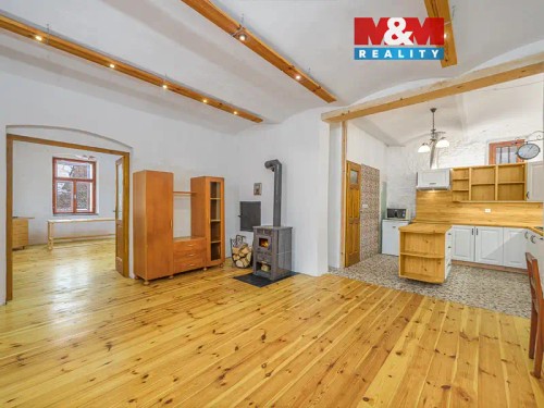 Prodej stavebního pozemku 2030 m²