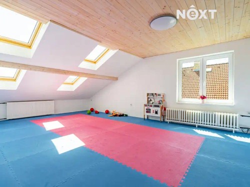 Prodej domu 202 m², pozemek 576 m²