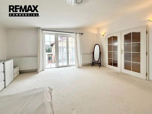 Prodej vily 355 m², pozemek 905 m²