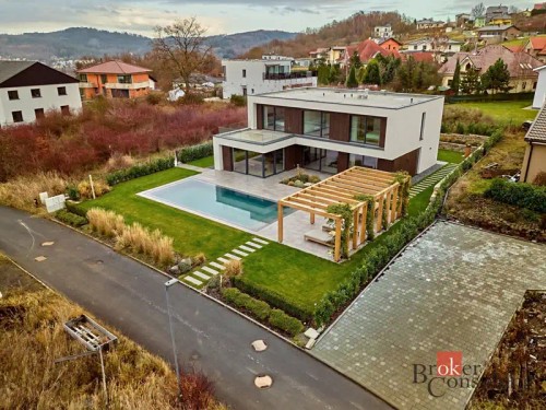 Prodej stavebního pozemku 1062 m²