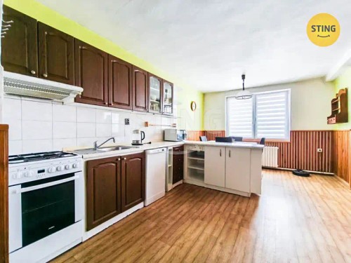 Prodej domu 298 m², pozemek 158 m²