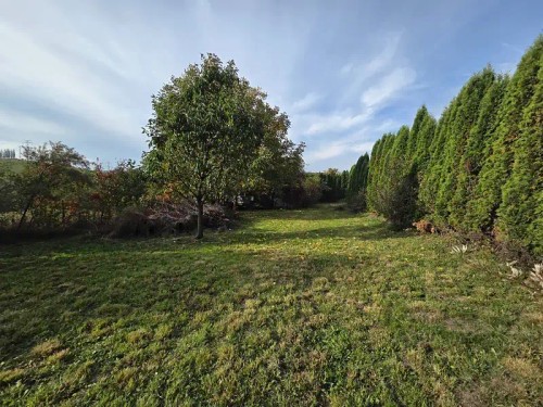 Prodej stavebního pozemku 942 m²