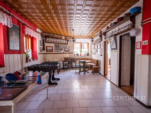 Prodej domu 458 m², pozemek 351 m²