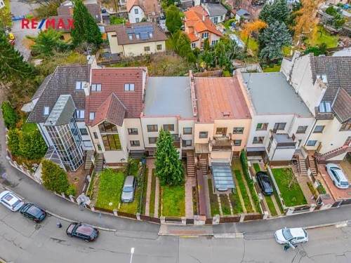Prodej domu 390 m², pozemek 240 m²