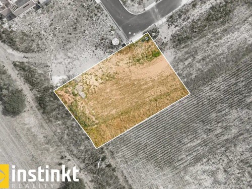Prodej stavebního pozemku 1044 m²