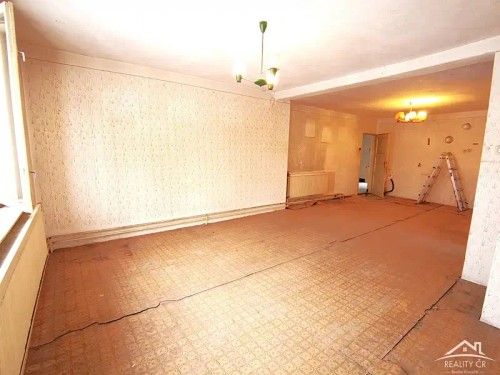 Prodej domu 371 m², pozemek 2500 m²