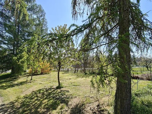 Prodej stavebního pozemku 4421 m²