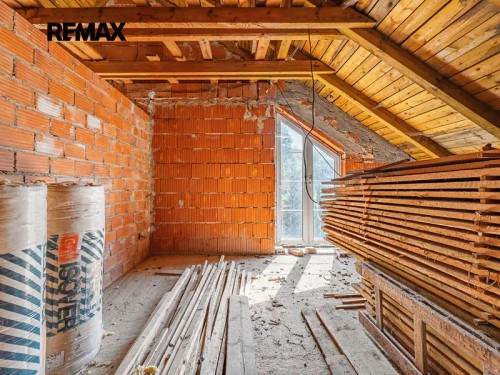 Prodej domu 533 m², pozemek 2105 m²