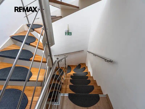 Prodej domu 330 m², pozemek 183 m²