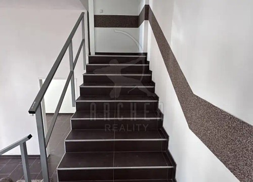 Prodej domu 221 m², pozemek 992 m²