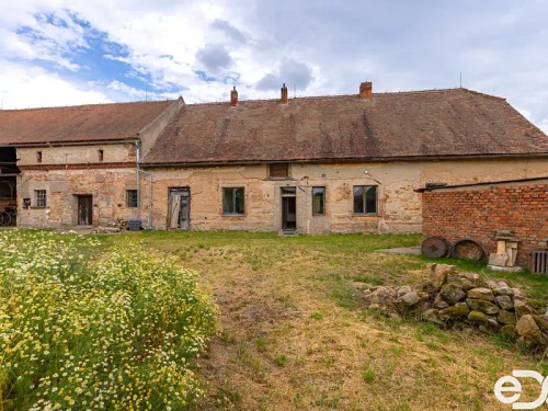Prodej zemědělské usedlosti 212 m², pozemek 5542 m²