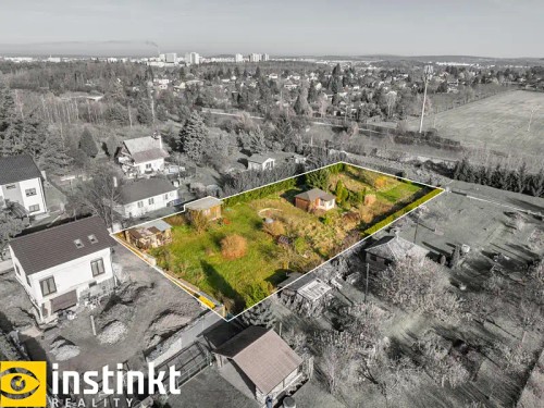 Prodej stavebního pozemku 2169 m²