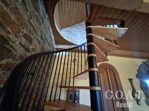 Prodej domu 249 m², pozemek 991 m²