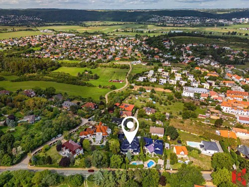 Prodej vily 358 m², pozemek 1157 m²