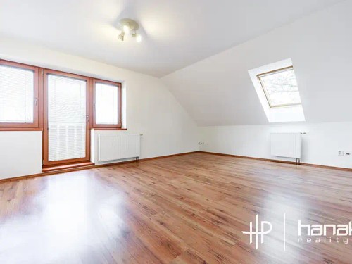 Prodej domu 259 m², pozemek 2016 m²