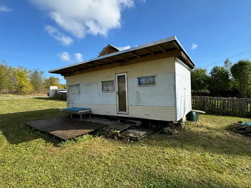 Prodej stavebního pozemku 878 m²