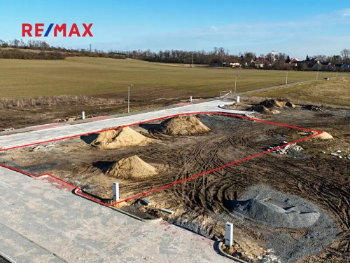 Prodej stavebního pozemku 821 m²