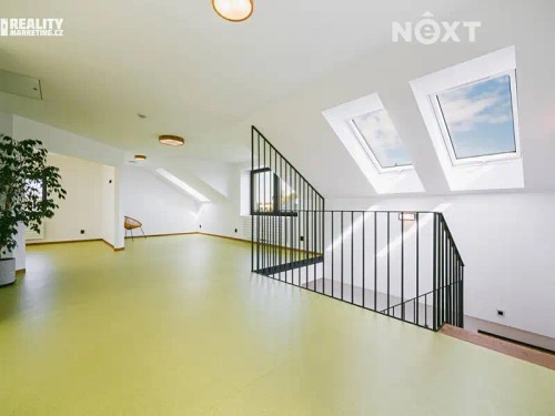 Prodej vily 420 m², pozemek 797 m²