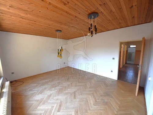 Prodej domu 200 m², pozemek 877 m²