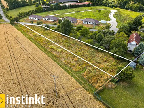 Prodej stavebního pozemku 1975 m²