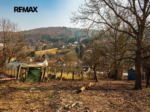 Prodej stavebního pozemku 1209 m²