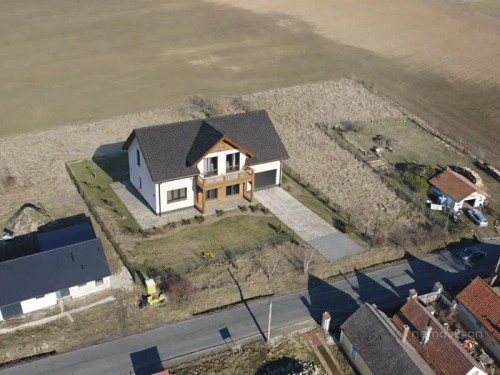 Prodej stavebního pozemku 2936 m²