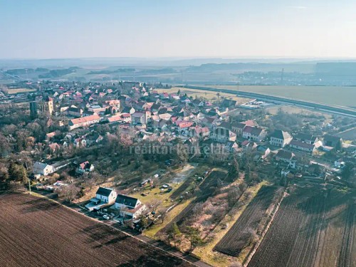 Prodej stavebního pozemku 2043 m²