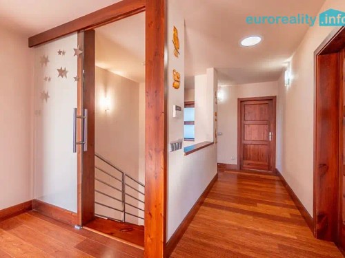 Prodej domu 270 m², pozemek 2175 m²