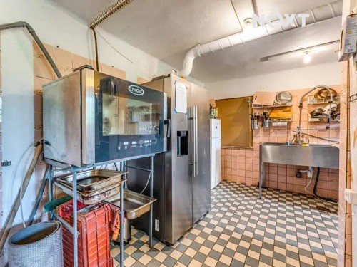 Prodej domu 900 m², pozemek 4998 m²