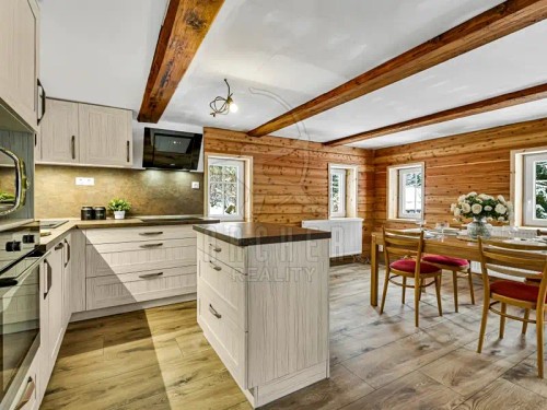 Prodej domu 209 m², pozemek 3044 m²