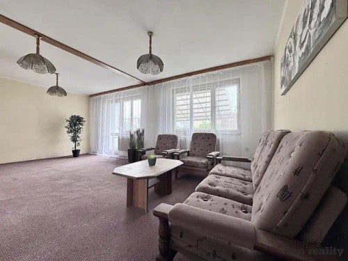 Prodej domu 180 m², pozemek 333 m²